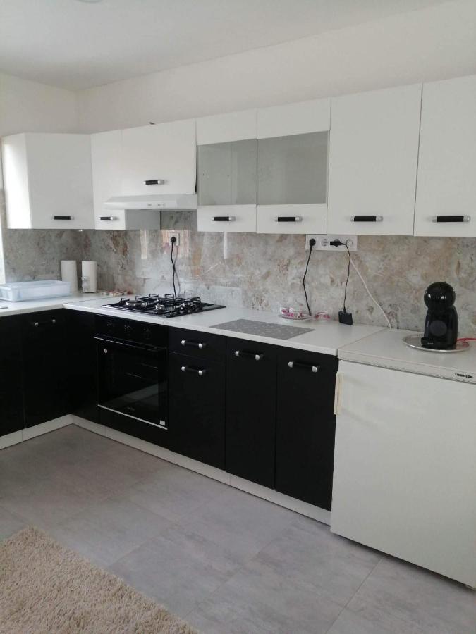 Horvath Apartman Apartment Keszthely Exterior photo